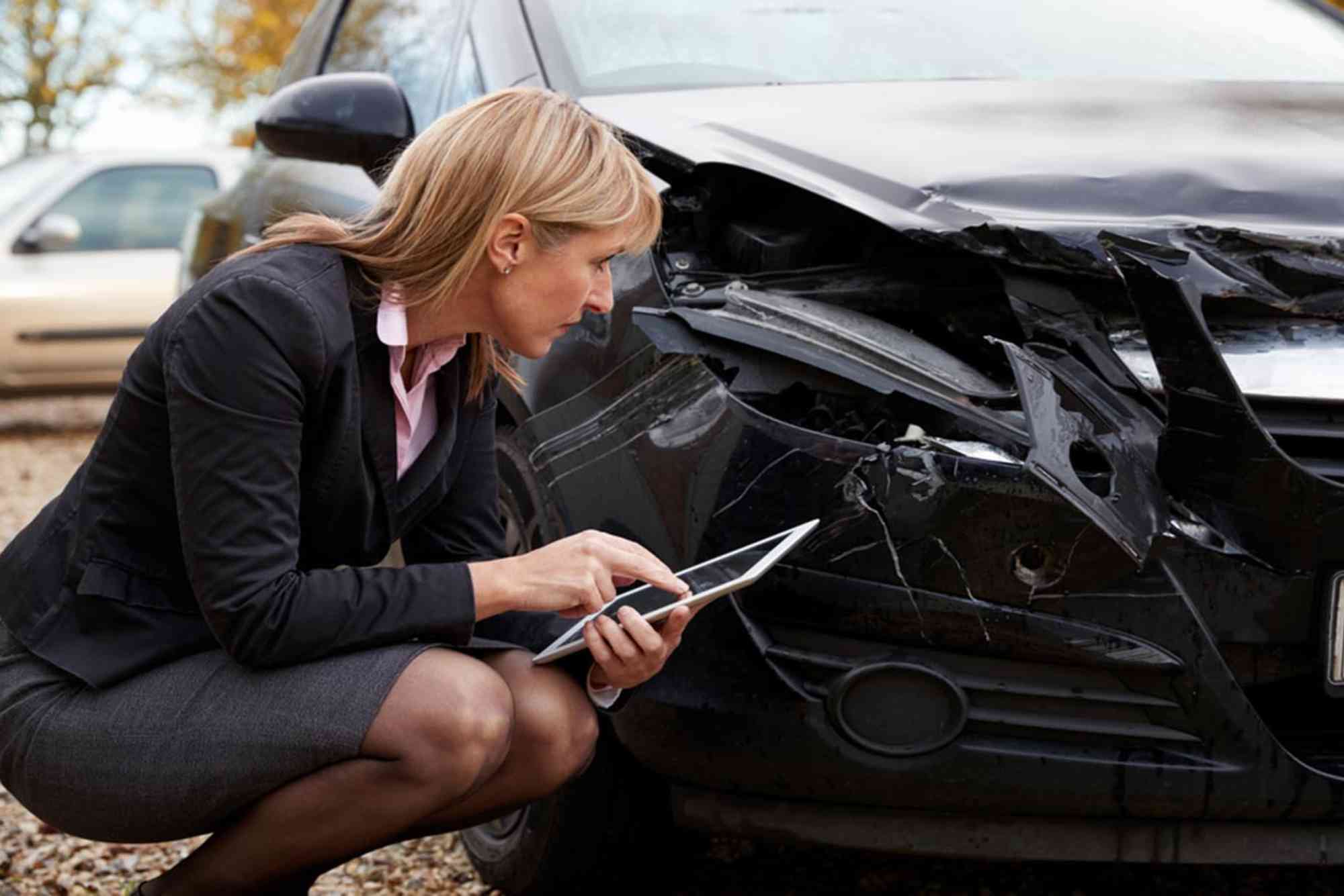 How to Claim Car Insurance for Own Damage in the UAE
