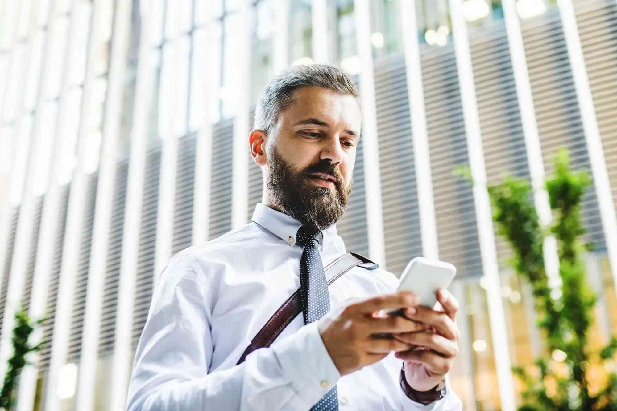 How to Pay National Insurance Contributions in the UAE