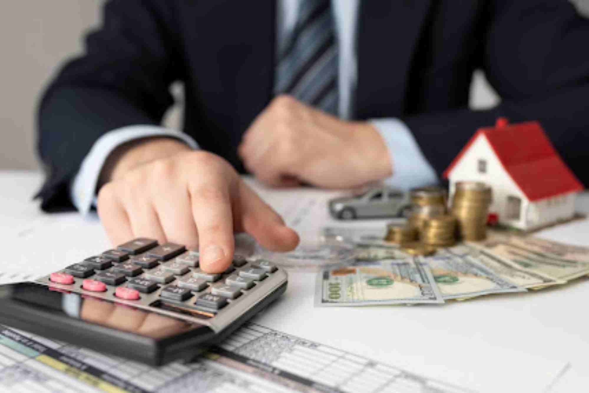 What Is Wealth Insurance in the UAE?