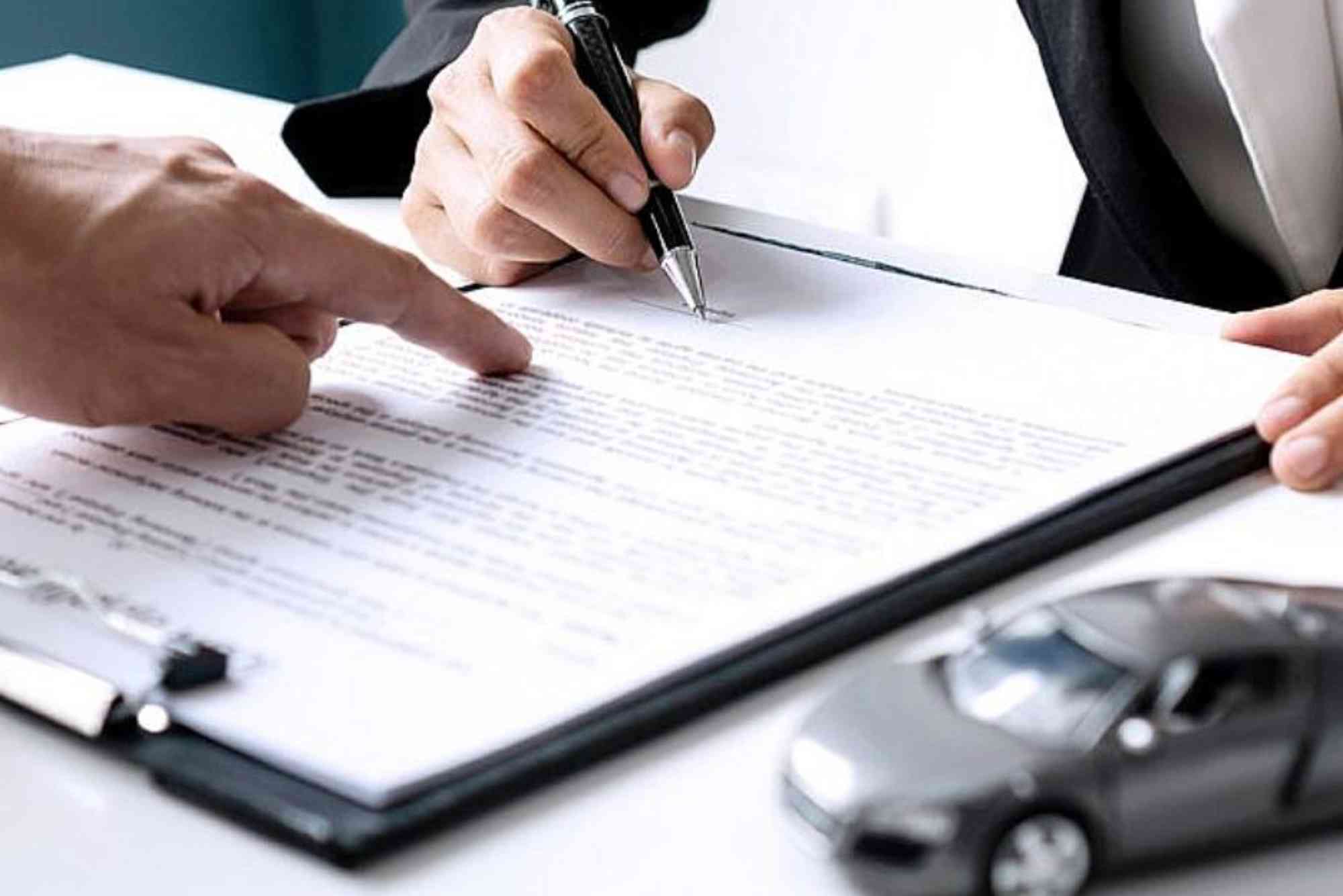 When Does Car Insurance Go Down for New Drivers in the UAE