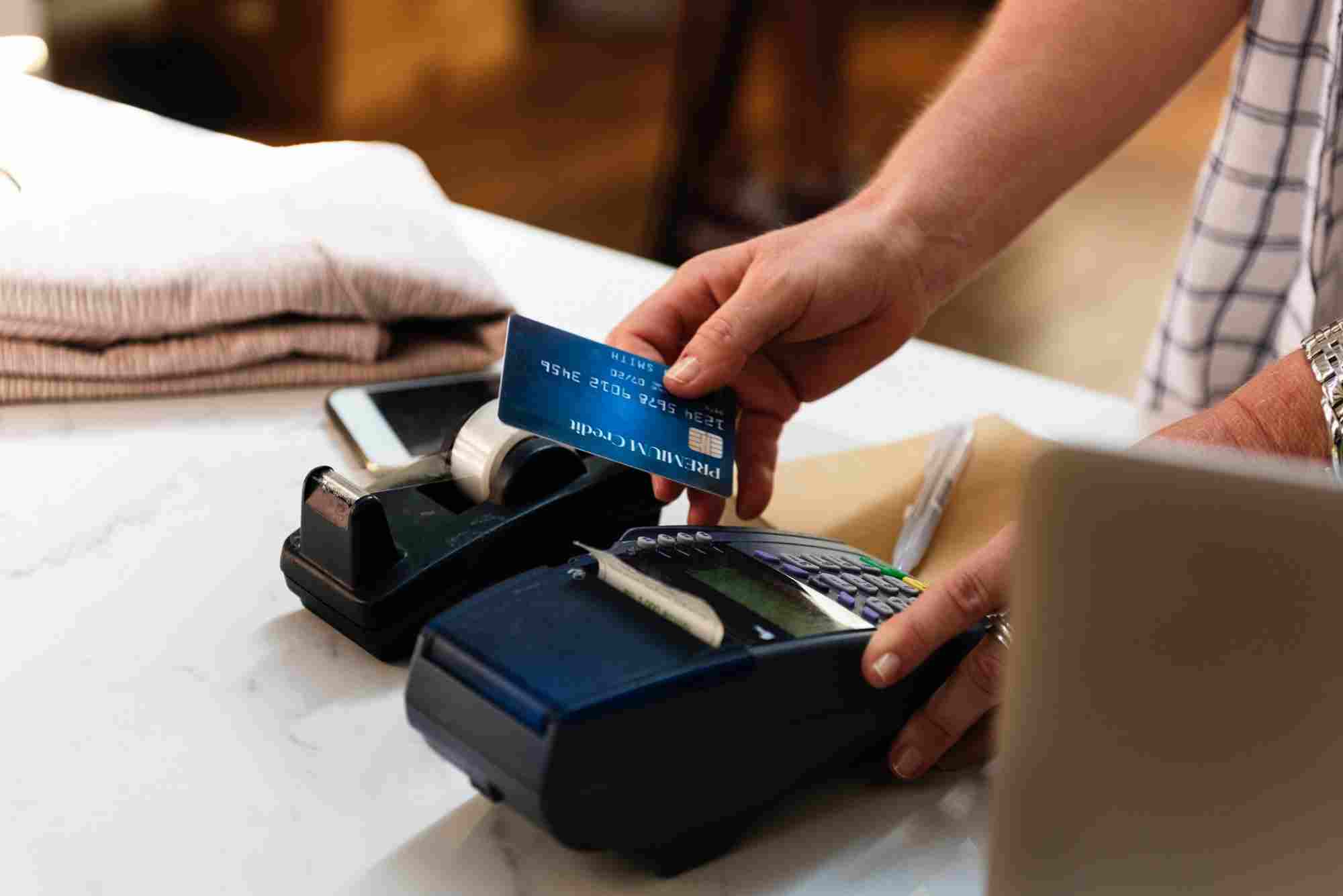 Can You Go to Jail for Not Paying Credit Cards in the UAE?