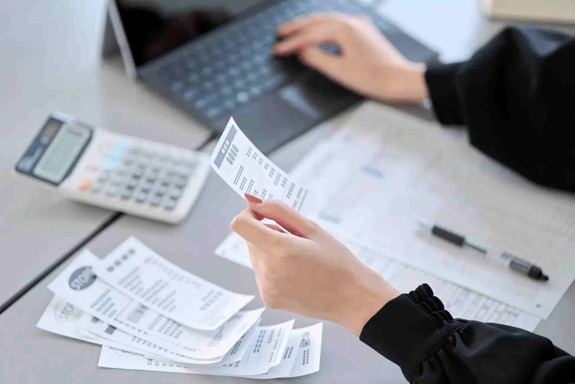 Do US Citizens Pay Income Tax Abroad?