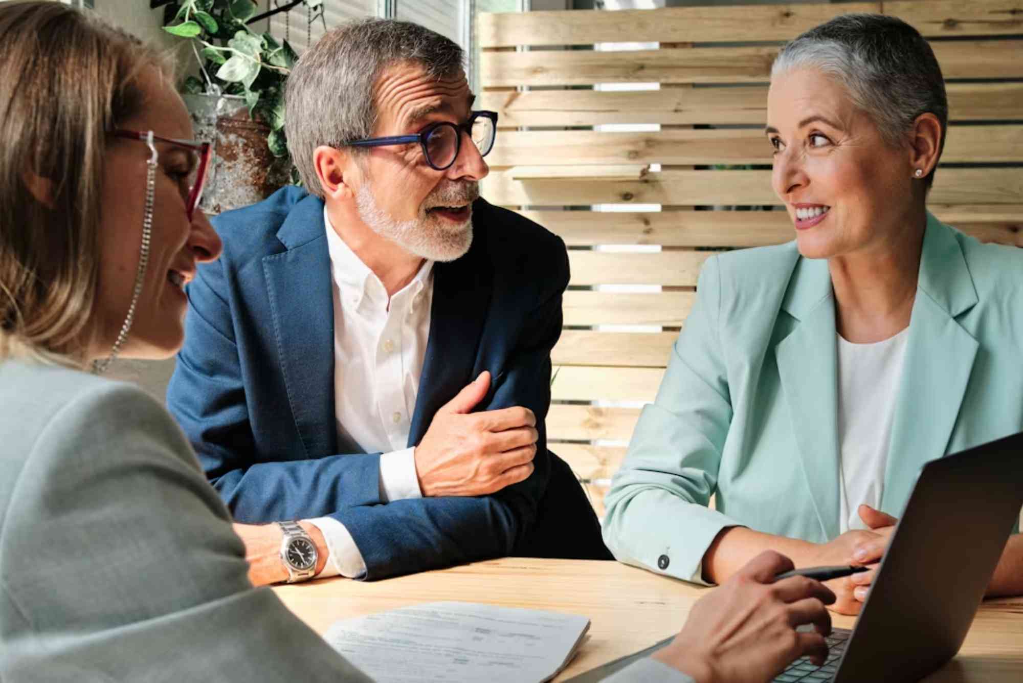 Which Course Is Best for Banking Job in the UAE?