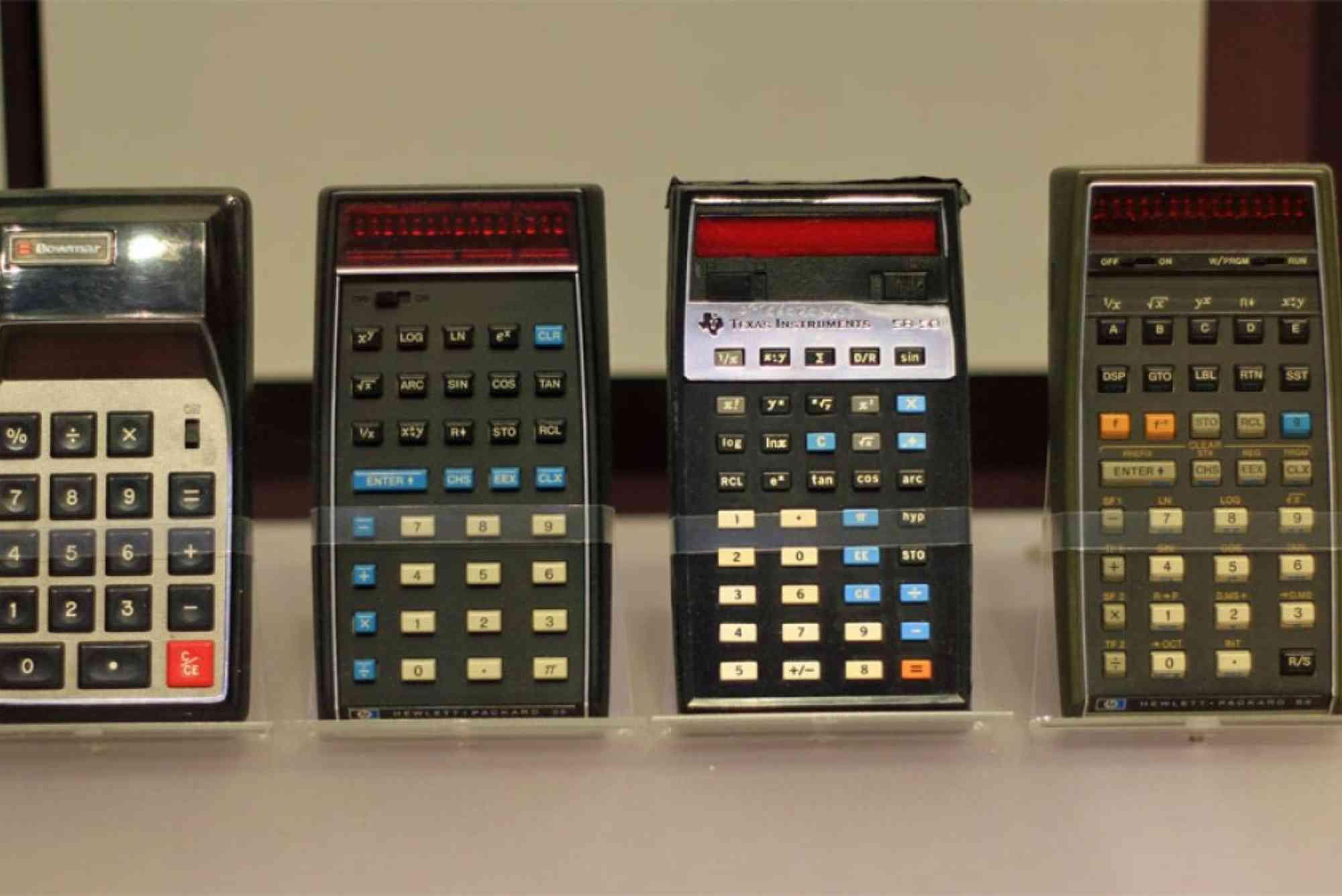 Who Is the Inventor of Calculator
