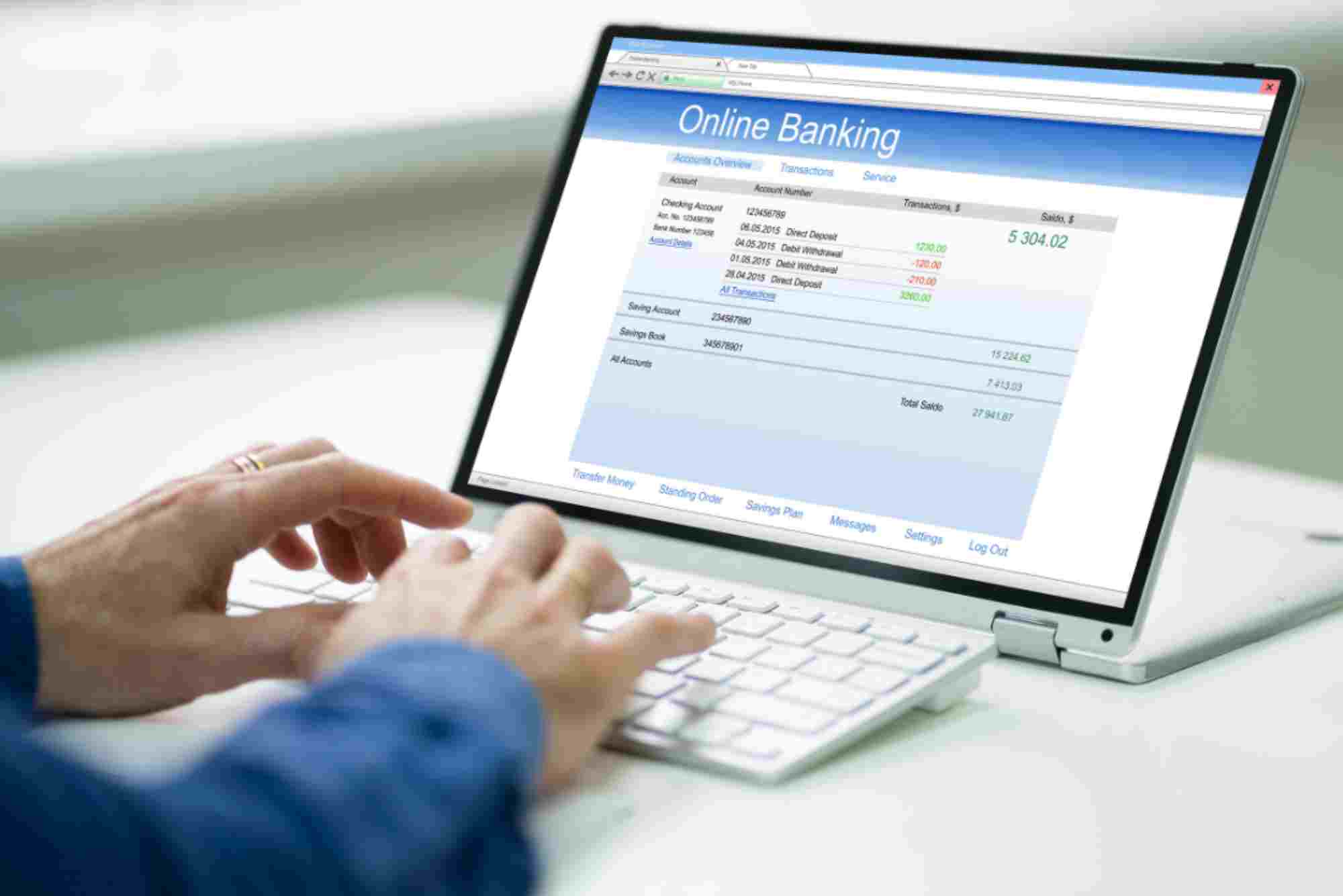 How to Open Net Banking in the UAE