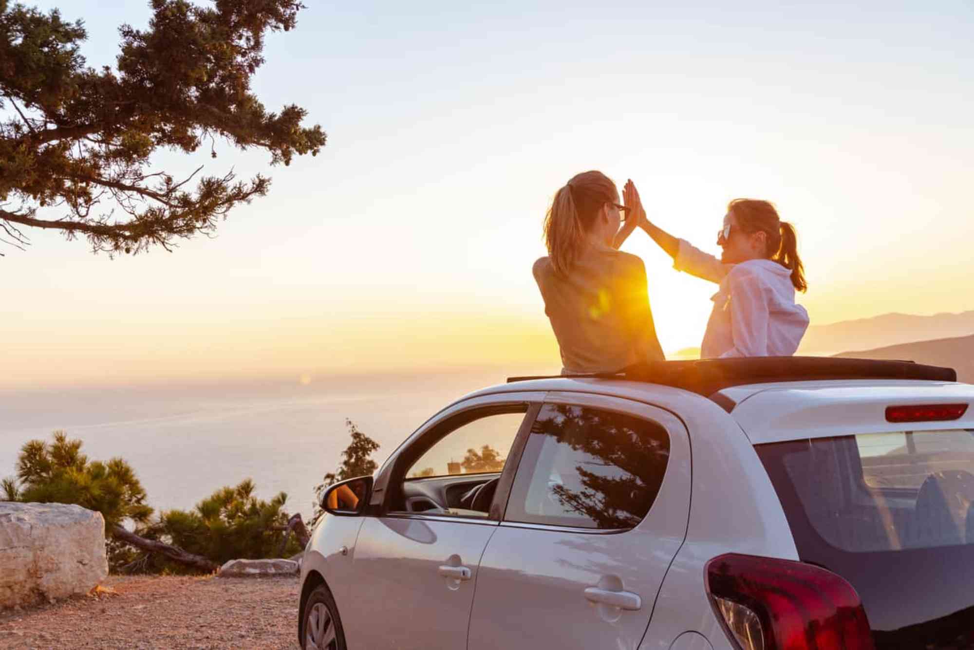 Which Credit Card Covers Rental Car Insurance in the UAE?